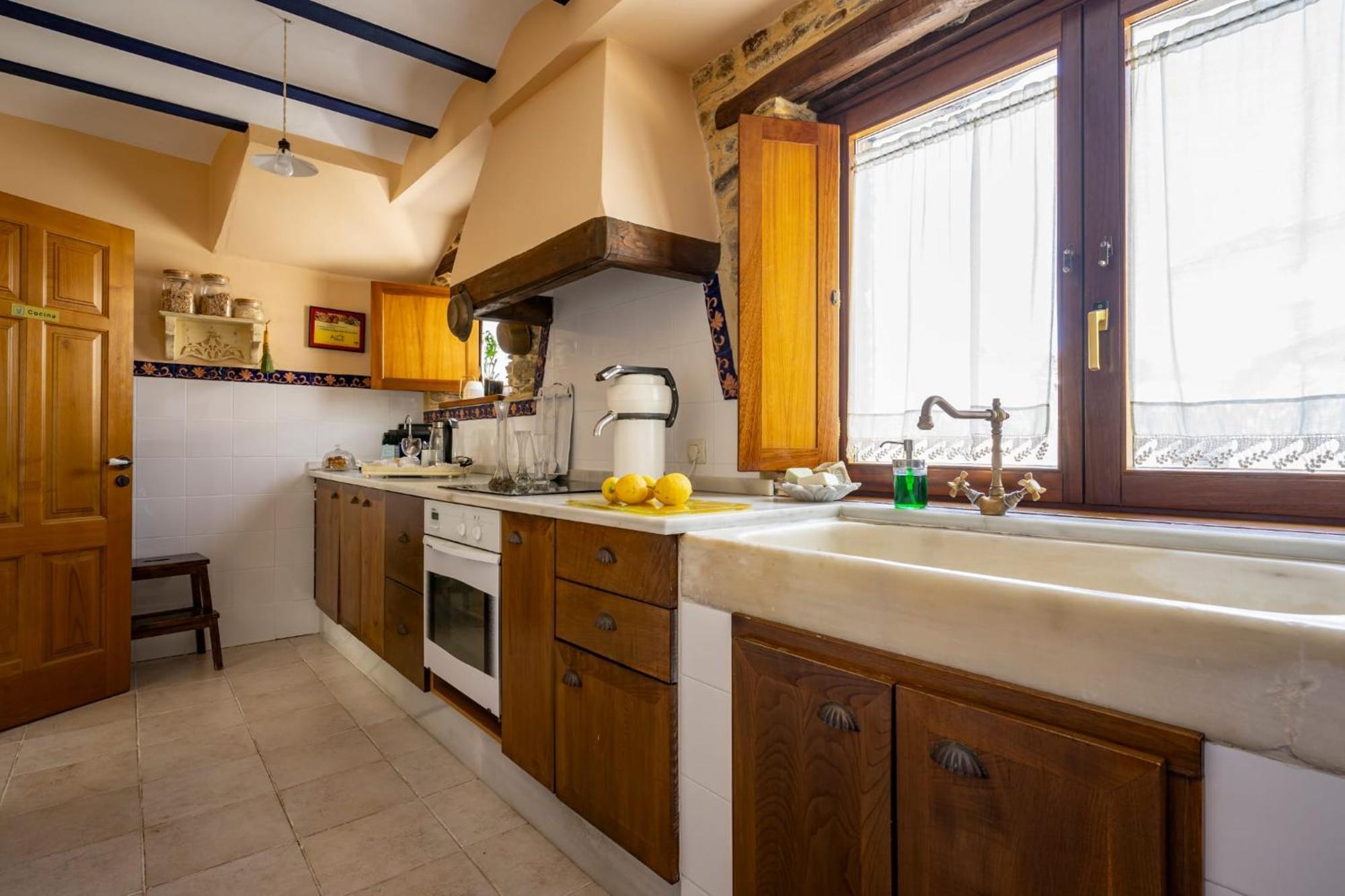 Bed and Breakfast Casa Peleyon Кастрополь Екстер'єр фото