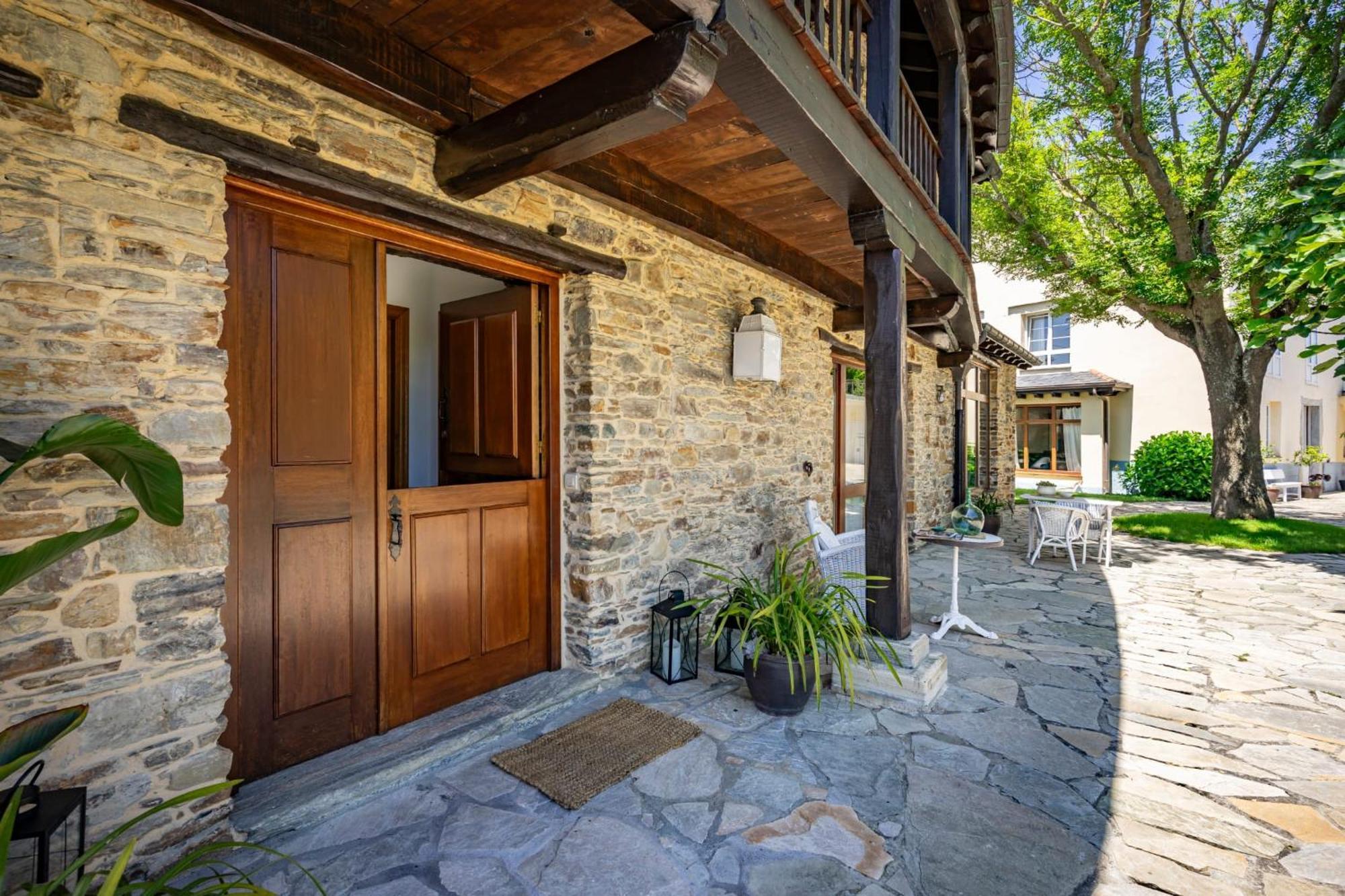 Bed and Breakfast Casa Peleyon Кастрополь Екстер'єр фото