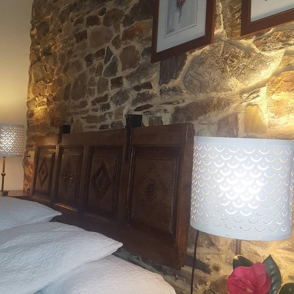Bed and Breakfast Casa Peleyon Кастрополь Екстер'єр фото